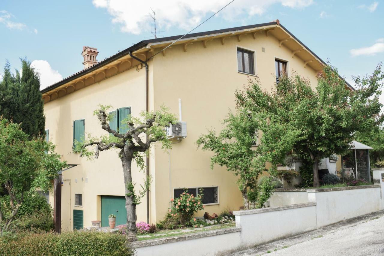 Cartoceto Tre Civette Sul Como المظهر الخارجي الصورة